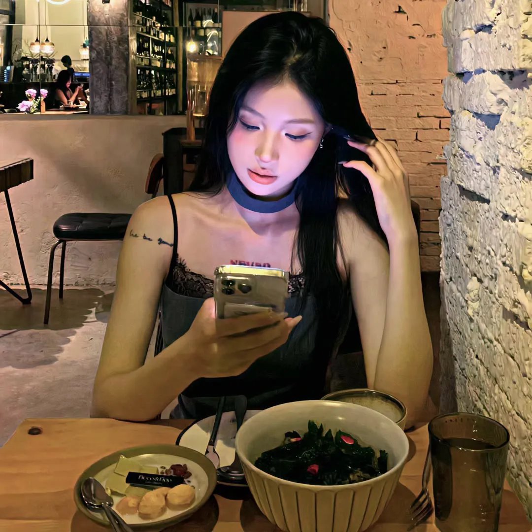 君王一诺终成灰